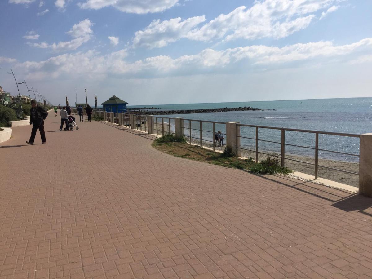 Front Sea Luxury Daire Lido di Ostia Dış mekan fotoğraf