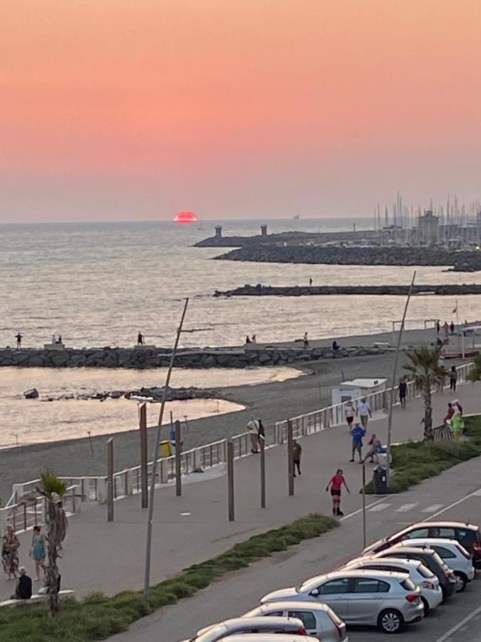 Front Sea Luxury Daire Lido di Ostia Dış mekan fotoğraf